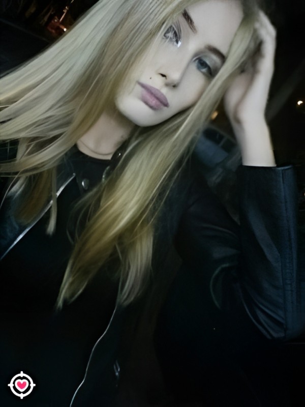 Олечка привлекательная девушка из Твери цена от 1500 руб